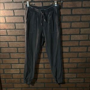 Athleta Black Sweatpant Joggers with Tapered Leg and Elastic Cuffs